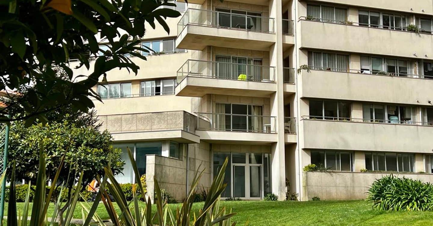 Apartamento Duplex T3 - 3 vagas de garagem - Lordelo do Ouro