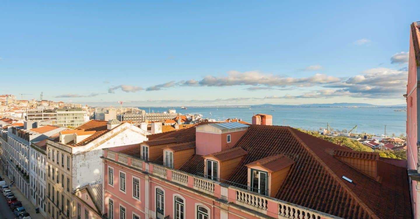 Apartamento duplex 3 quartos com vista para o rio e garagem privativa na Estrela, Lisboa