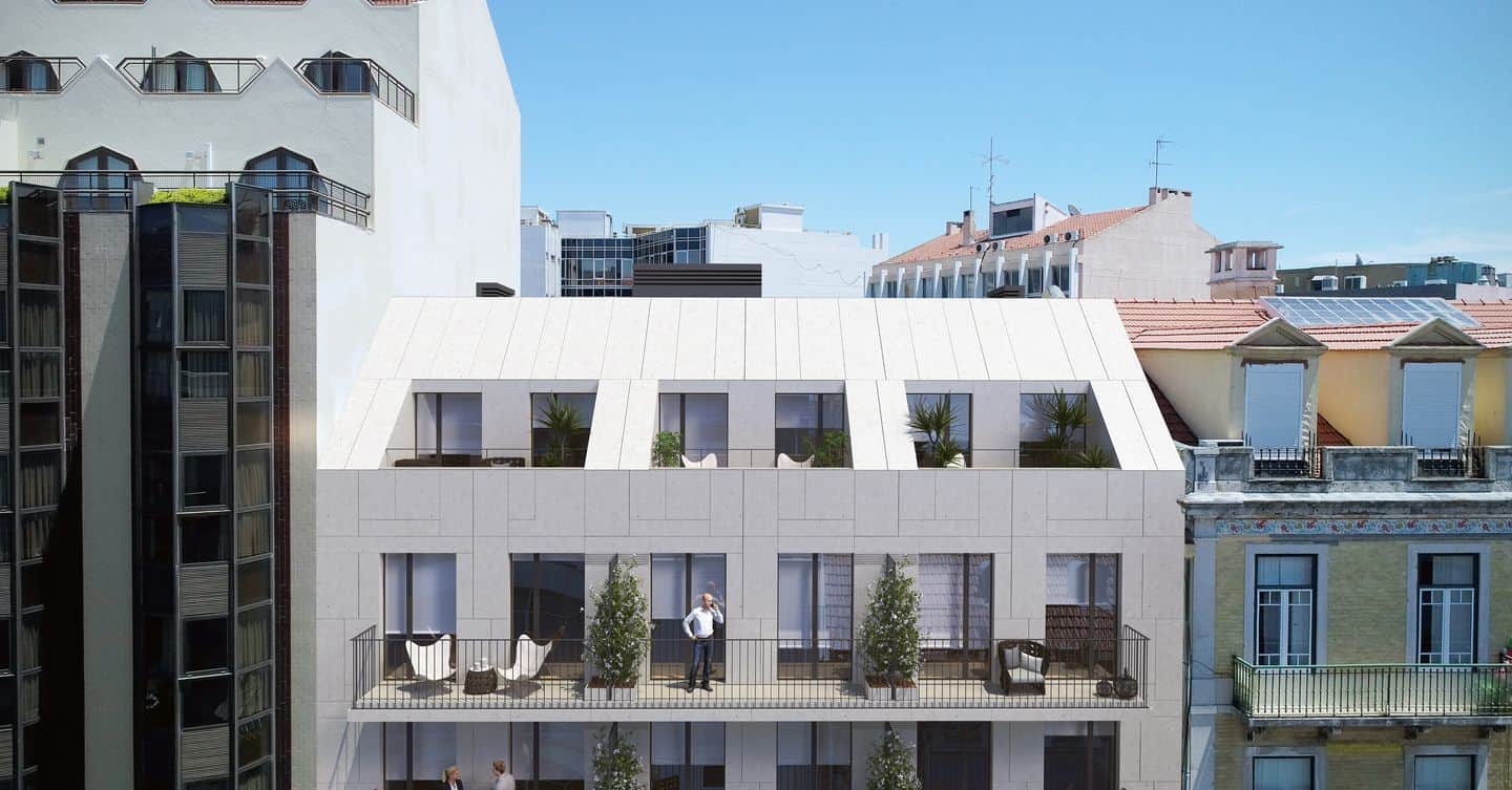 Penthouse T3 com varanda ampla e garagem privativa em Lisboa