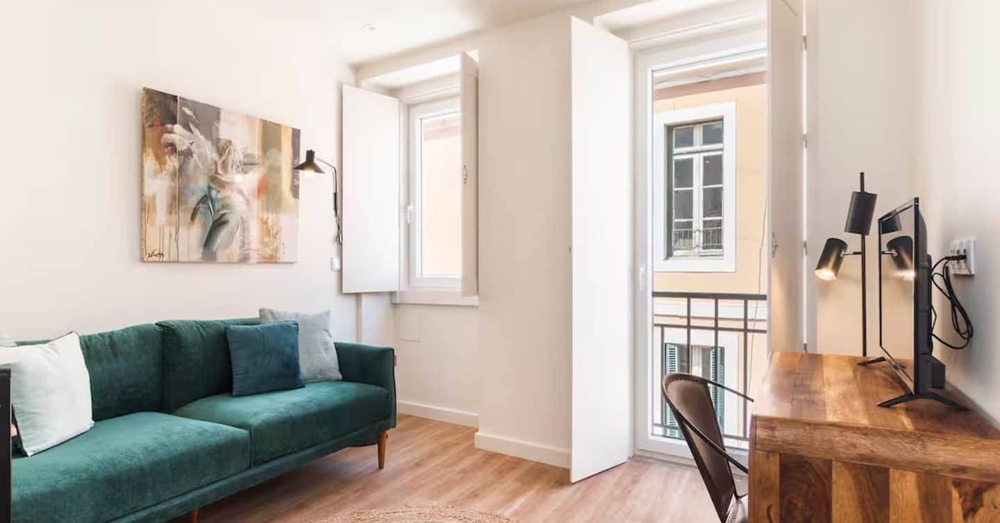 Apartamento dividido em 2 unidades, com licença AL, em Lisboa