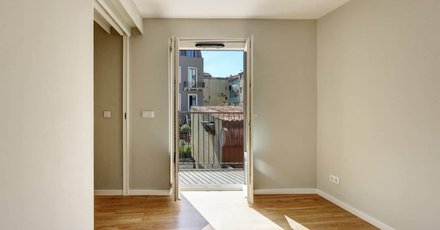 Apartamento T1 localizado próximo à Av. da Liberdade