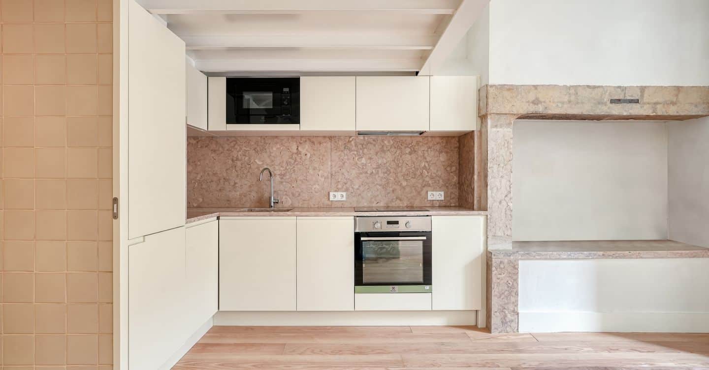 Apartamento T1 localizado em Alfama, Lisboa