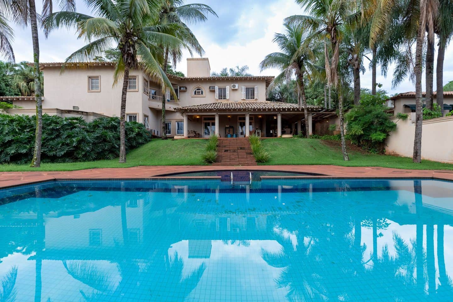Casa à Venda no Condomínio Veneza, 4 Quartos, 2 Suítes, Terreno de 2.100m², Ribeirão Preto/SP