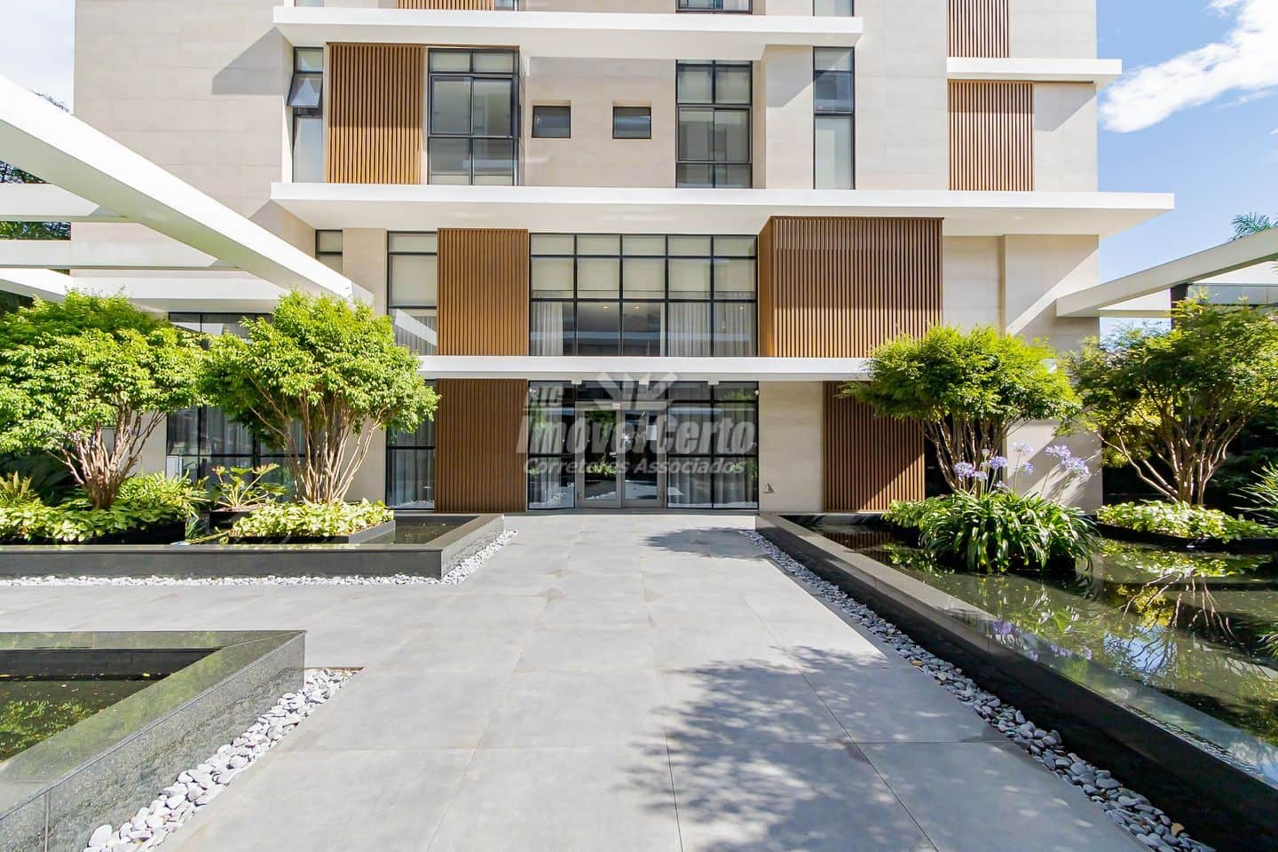 Apartment with 3 Bedrooms for Sale, 211.27m², Seminário - CURITIBA
