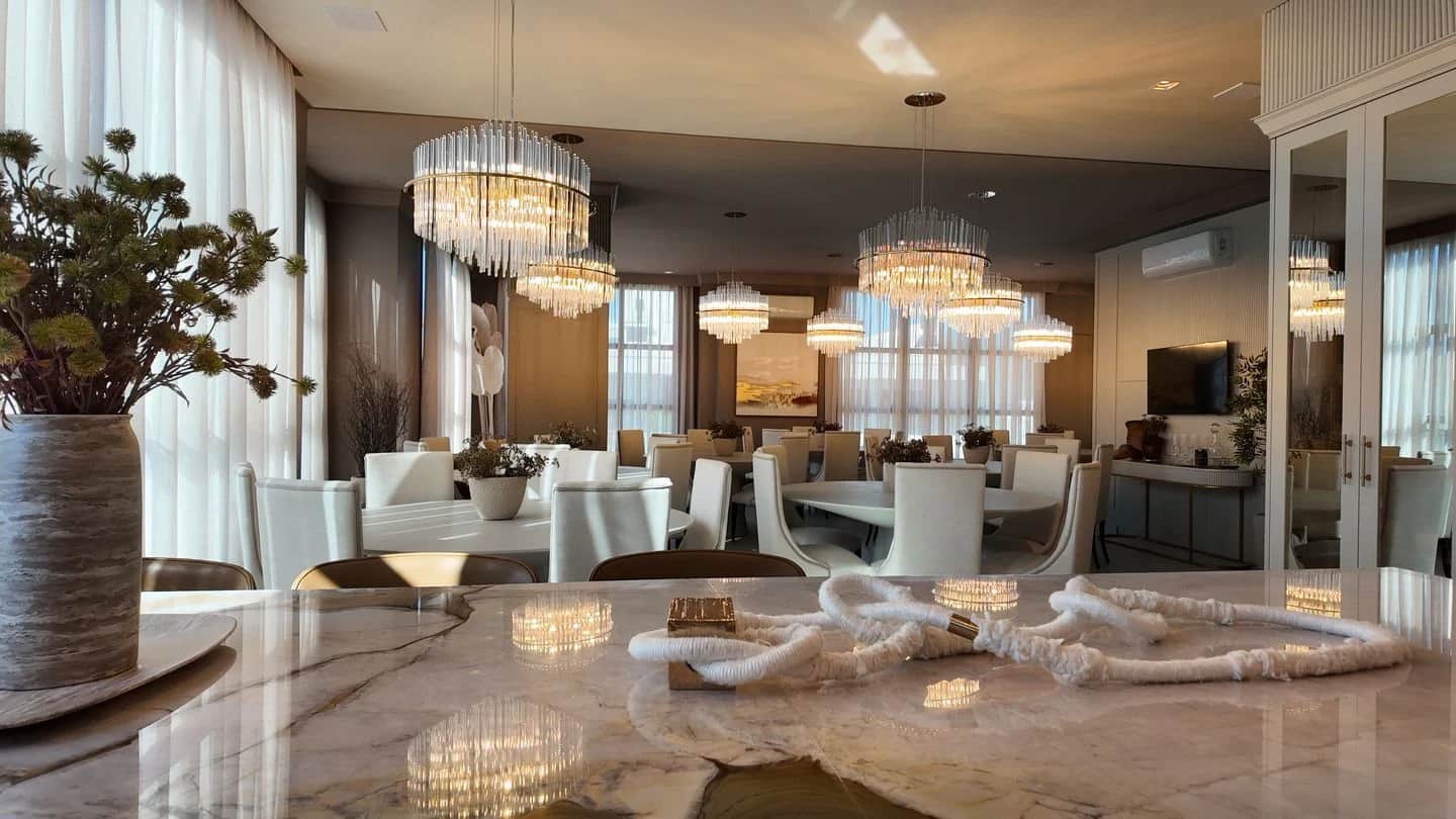 Elegância contemporânea em Itapema, com todo o conforto que merece