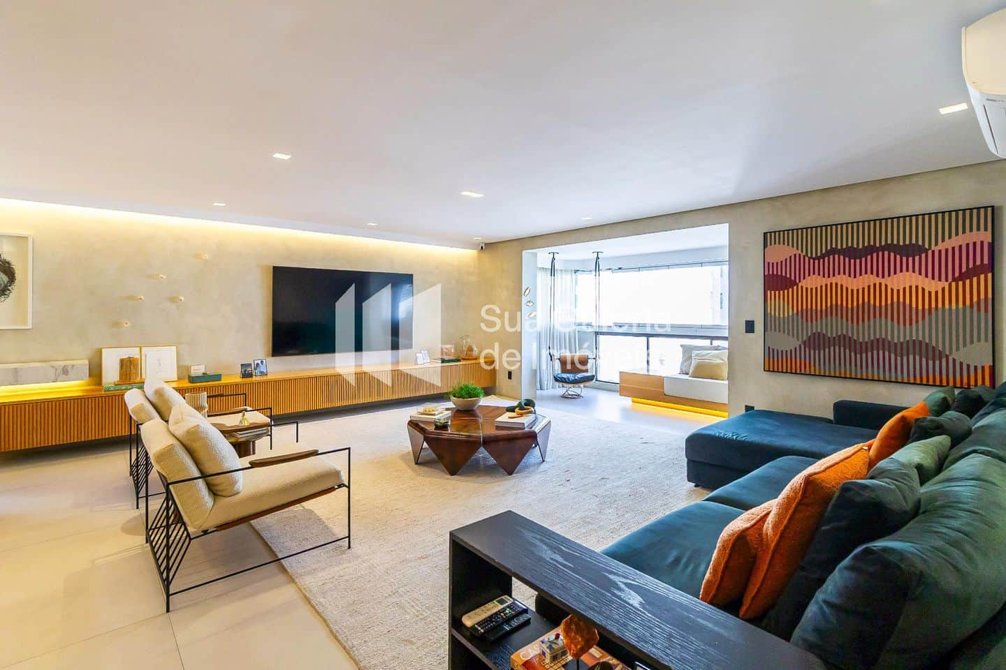 Appartement rénové et meublé dans le quartier le plus prisé de Santa Cecília.