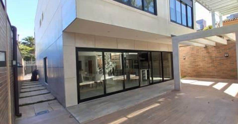 Your luxurious retreat in Jardim Europa, where elegance meets exclusivity.