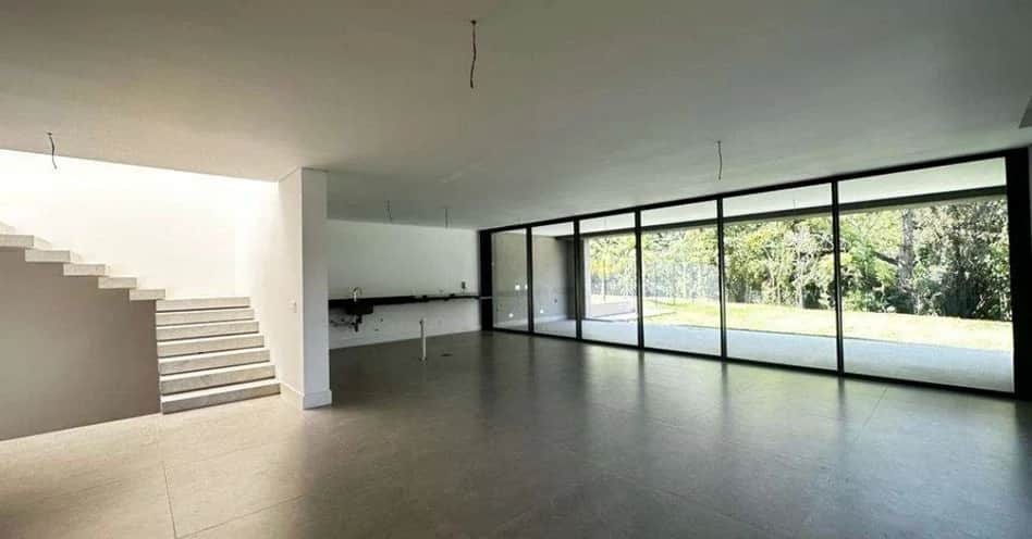 Exclusivity and elegance redefined in the heart of Brooklin
