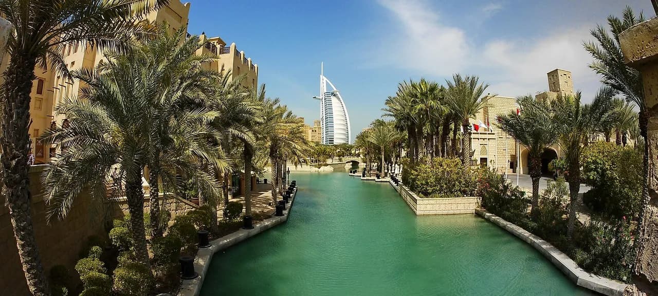 Porque Dubai se Tornou um Importante Destino de Investimentos para Brasileiros